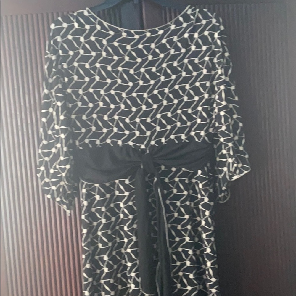 Max Studio Dress - Picture 4 of 4